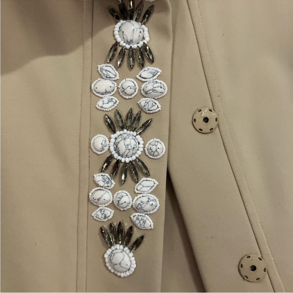 Lovely spring swing coat with Embellished Buttons - Picture 4 of 6